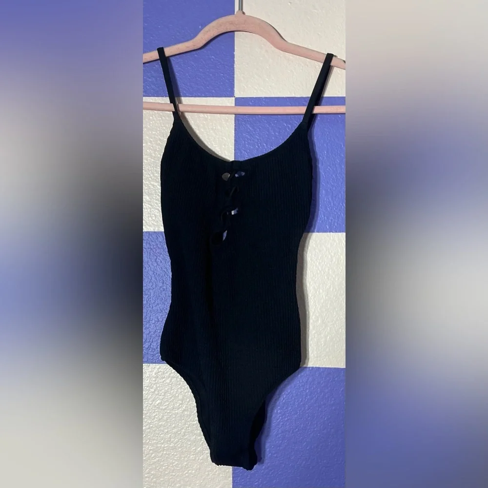 NWT Aerie Crinkle Lace Up One Piece Swimsuit in Black - Size XXS